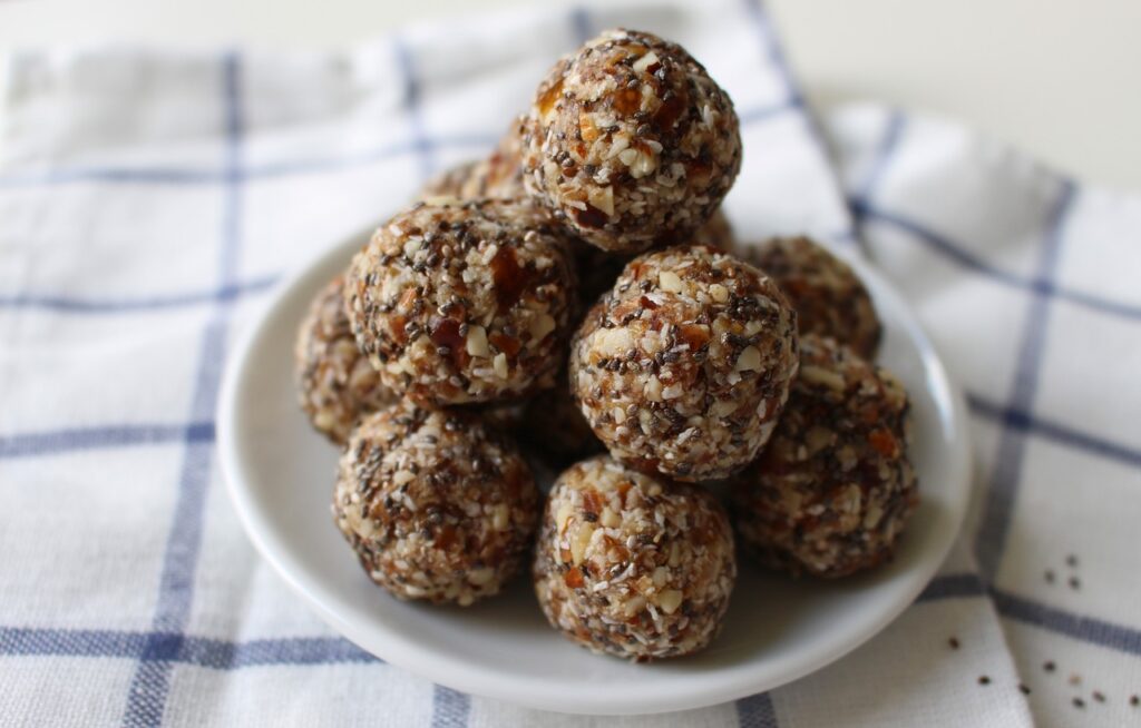 energy ball, fruit, dry fruit-3973460.jpg